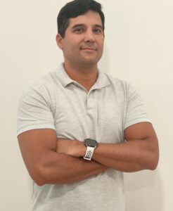 Carlos Iván Zambrano Roldán, fisioterapeuta da Construsaúde em Ílhavo